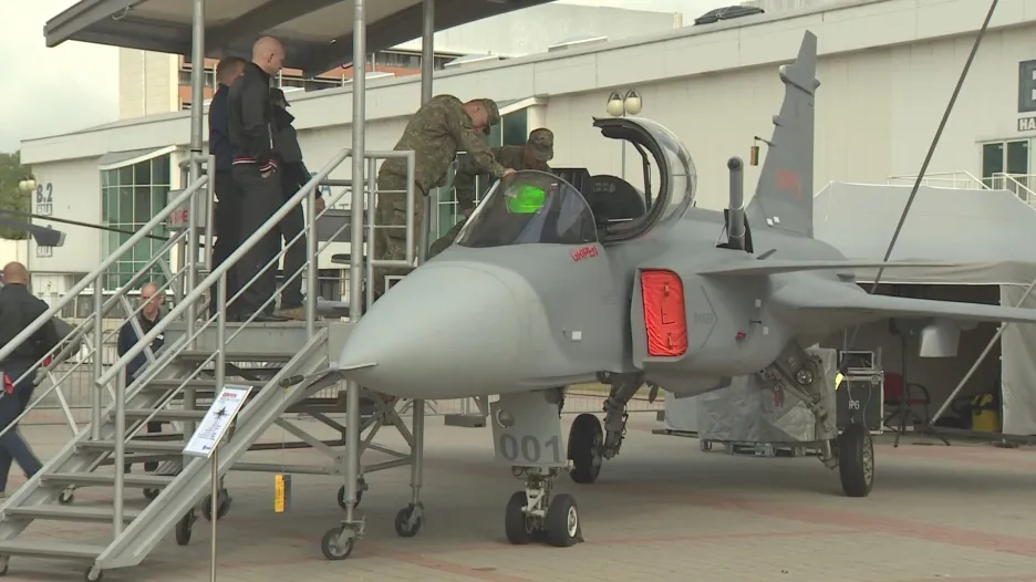 Švédské gripeny létají i v Česku a Maďarsku