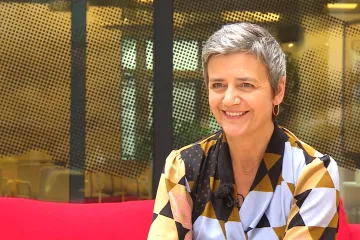 „Spitzenkandidátka“ Vestagerová věří v globálně silnou Evropu. Prostor tu je, říká 