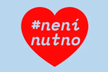 „Není nutno nezpívat.“ Českem zněla písnička jako poděkování všem, kteří bojují s koronavirem