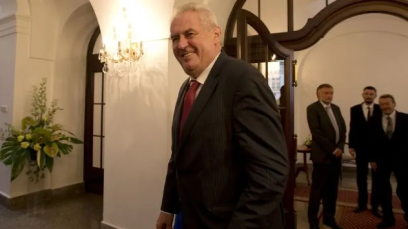 Zeman ve sněmovně pohrozil vetem i Ústavním soudem