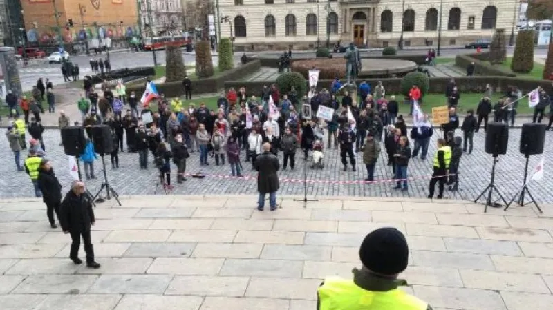 Shromáždění na náměstí Jana Palacha v Praze