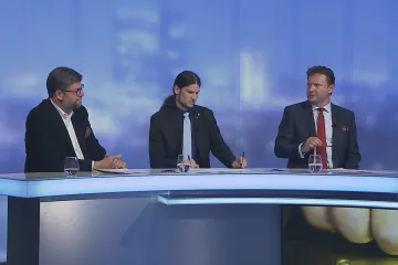 Efektivnější sněmovně by pomohla změna jednacího řádu, soudí Vondráček, Pikal a Pospíšil