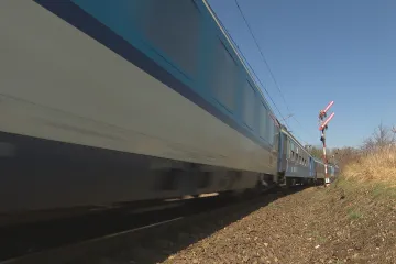 Začíná dlouhá výluka na trati z Prahy do Tábora, stará jednokolejka zaniká