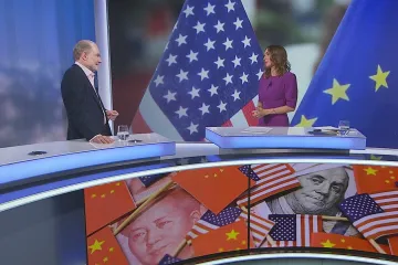 Evropa musí pro Ukrajinu udělat víc, jinak se můžeme přiblížit třetí světové válce, prohlásil historik Timothy Garton Ash