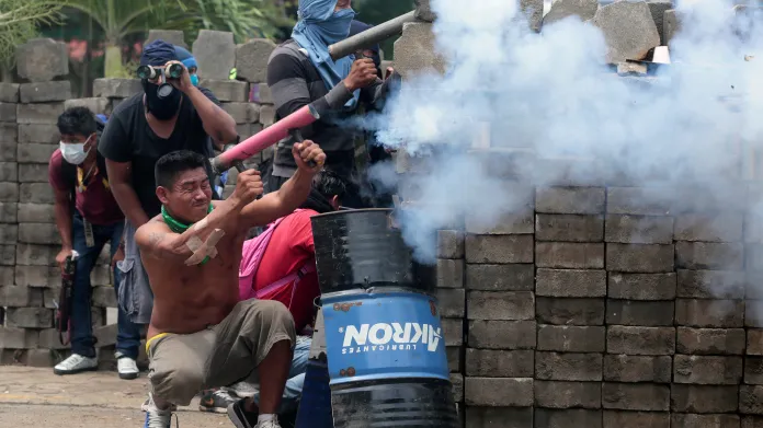 Pouliční boje v Nikaragui
