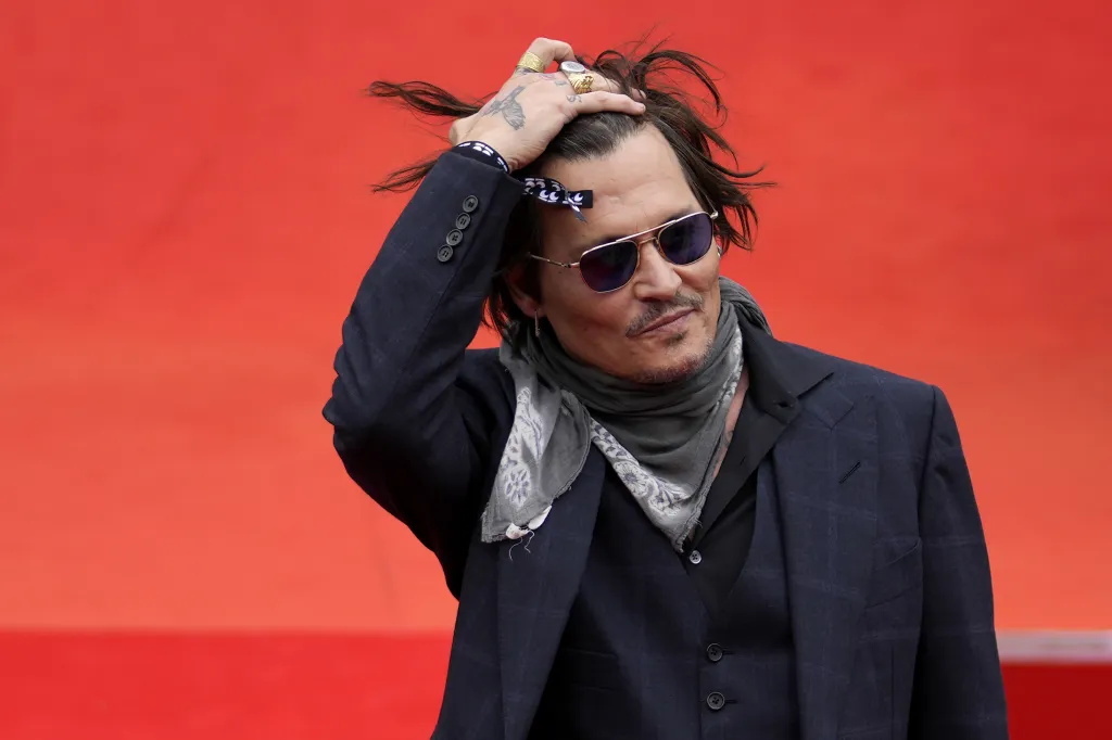 Johnny Depp na 55. filmovém festivalu v Karlových Varech (Petr David Josek, AP, nominace v kategorii Lidé, o kterých se mluví)