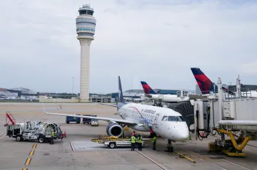 Shutdown americké vlády komplikuje v zemi leteckou dopravu