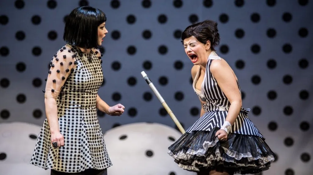 Martina Preissová a Pavla Beretová v Jedenáctém přikázání