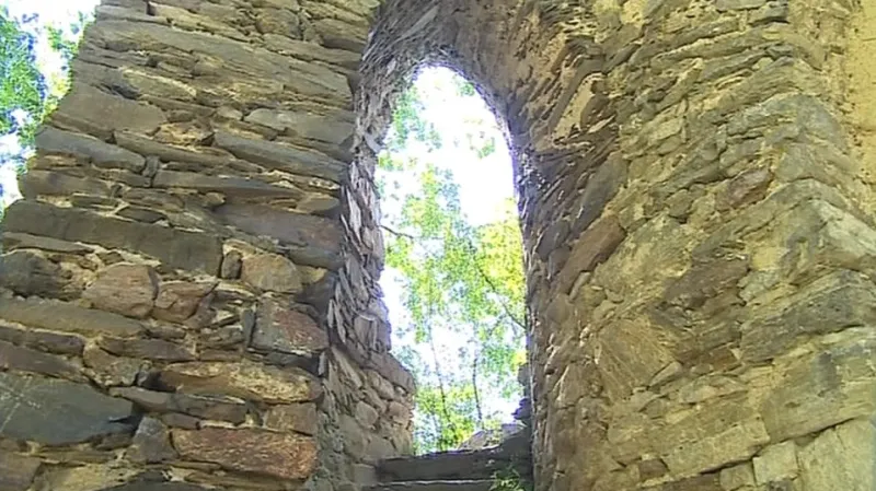 Rozhledna z roku 1801 připomíná středověkou stavbu