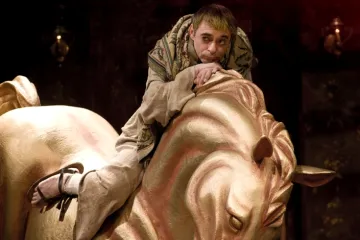 Absurdní Jindřich IV. není až tak vzdálen dnešku