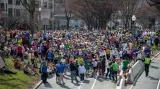 Shromáždění běžců na Commonwealth Avenue