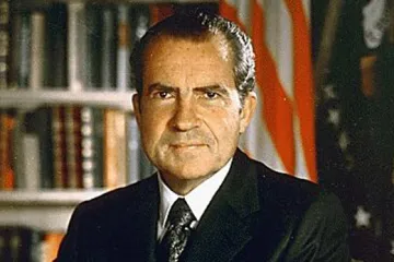 Kapitola 2 - Skřet, který prohrál válku o prsten moci