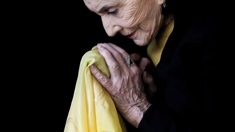 V kategorii „Portrét“ zvítězila Kateřina Šulová za fotografii operní pěvkyně Soni Červené.