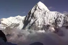 Česká horolezkyně se musela z K2 vrátit i podruhé. Minule ji zastavila lavina, tentokrát nemoc
