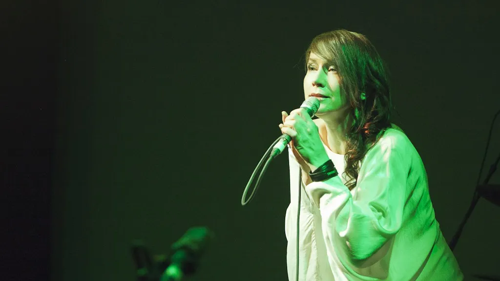 Zpěvačka Lou Rhodes