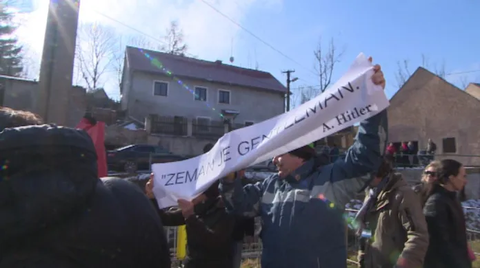 Protest proti Zemanovi