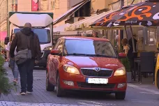 Konec proplétání chodců mezi auty v centru Brna. V pěší zóně bude nová regulace