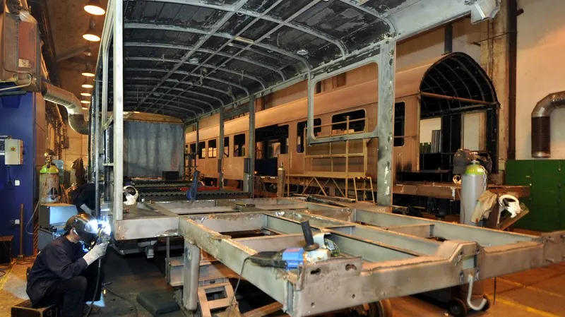 Rekonstrukce motorového vozu řady 810 na část jednotky Regionova (ř. 814).