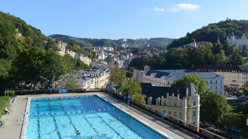 Bazén hotelu Thermal v září 2013
