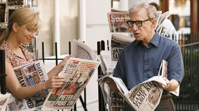 Scarlett Johanssonová a Woody Allen ve filmu Sólokapr