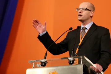 Sobotka odmítá získávat hlasy na základě populistických slibů