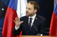 Pro Česko je v kauze Vrbětice zásadní podpora EU, ne vyhošťování, řekl Kulhánek