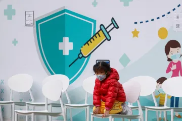 Ani stopa po problémech. Obří dánská studie zkoumala riziko hliníku ve vakcínách