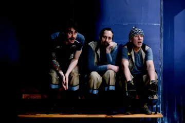 Žádný odpad. Popeláři v industriální zpěvohře