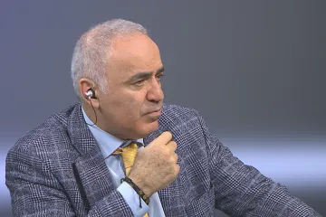 Navalnyj věřil, že může změnit Rusko. Jeho smrt je vzkazem, tvrdí ruský opozičník Kasparov