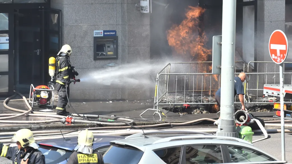 Požár plynu v pražských Dejvicích
