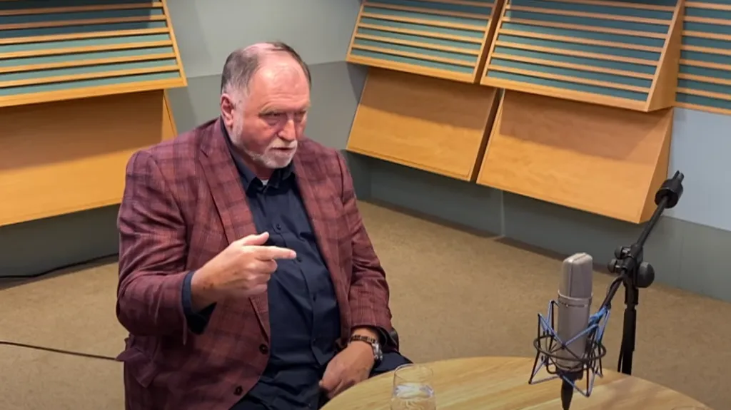 Advokát Tomáš Sokol hostem podcastu V hlavě