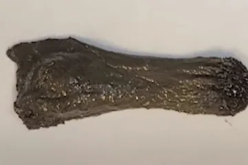 Vědci stvořili magnetický robotický sliz. Mohl by pomáhat léčit zalknutí