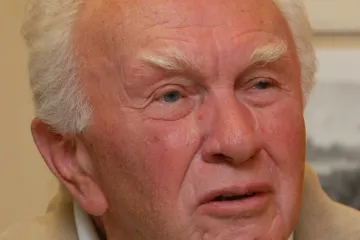 Zemřel spisovatel a scenárista Zdeněk Mahler, autor Nebeských jezdců či Lidic