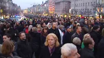 Demonstrace proti velké koalici na pražském magistrátu