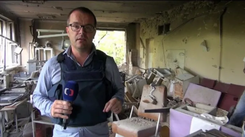 V Doněcku vládne chaos. Lidé viní armádu z necitlivých zásahů