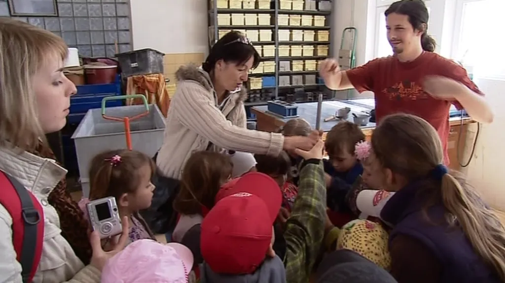 Největší nadšení vyvolala výroba betonové kostky