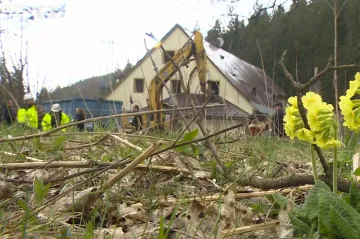 Kvůli covidové krizi mizí horské hotely. Developeři je chtějí měnit na apartmány
