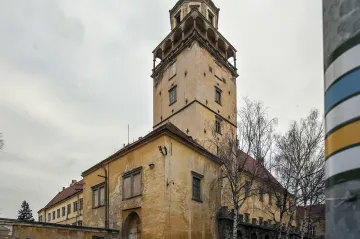 Kraj pošle Moravskému Krumlovu miliony na úpravu zámku. Kvůli Muchově epopeji