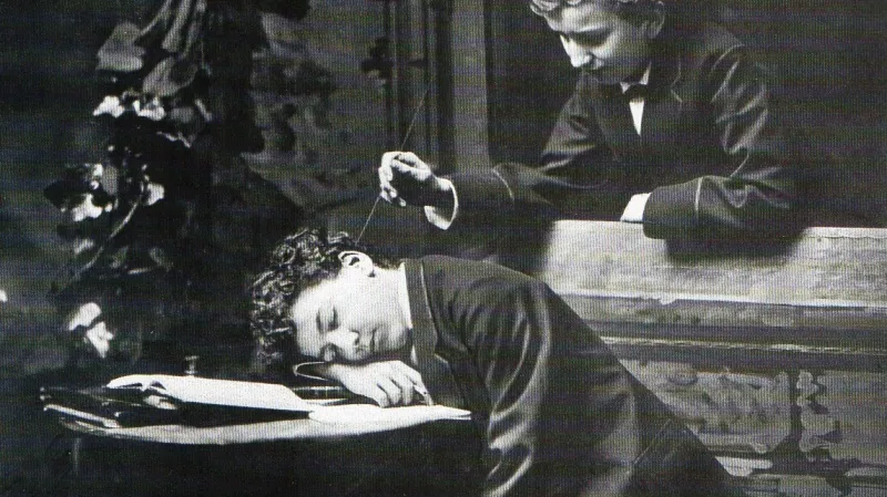 Bratři Lumiérové v mládí (cca 1875)