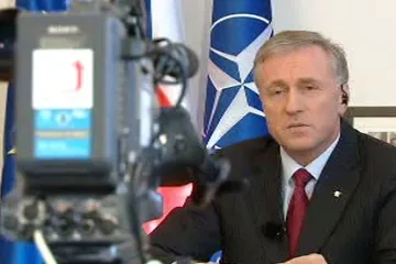 Topolánkova vláda čelí pátému hlasování o nedůvěře