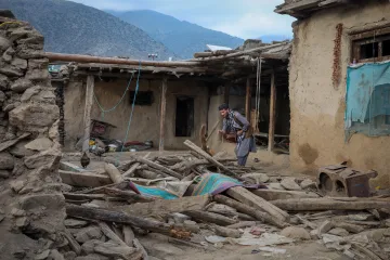Zemětřesení v Afghánistánu má přes tisíc obětí, uvedly úřady