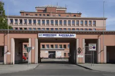 Spor o ortopedii z Orlové se vyhrotil. Zdravotníci z karvinské nemocnice vyhlásili stávkovou pohotovost