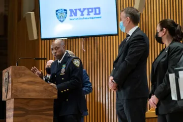 V USA přibylo útoků proti lidem asijského původu. Bílý dům slíbil speciální útvar