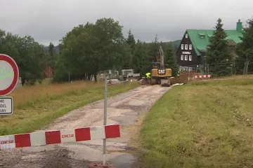 Krkonošské boudy budou napojené na vodovod a kanalizaci. Někde je třeba nejdřív přesadit vzácné rostliny