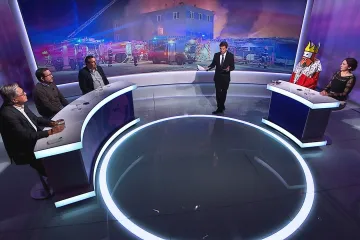 Hosté Událostí, komentářů týdne probrali požár zbrojovky v Pardubicích