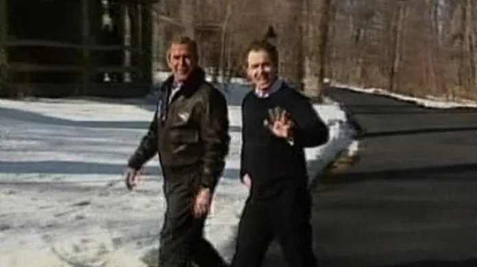 Tony Blair a George Bush v Camp Davidu