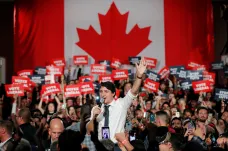 V Kanadě zůstanou u moci liberálové premiéra Trudeaua, země však míří k menšinové vládě