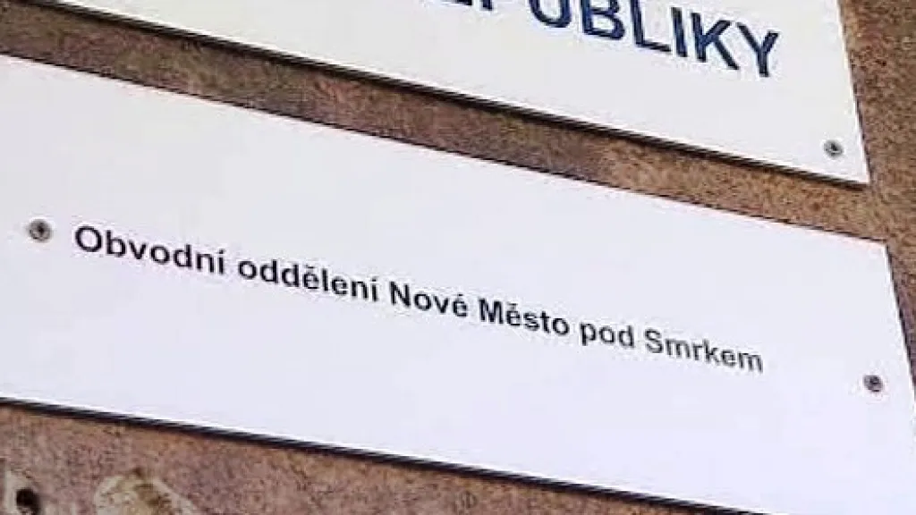 Policie v Novém Městě pod Smrkem
