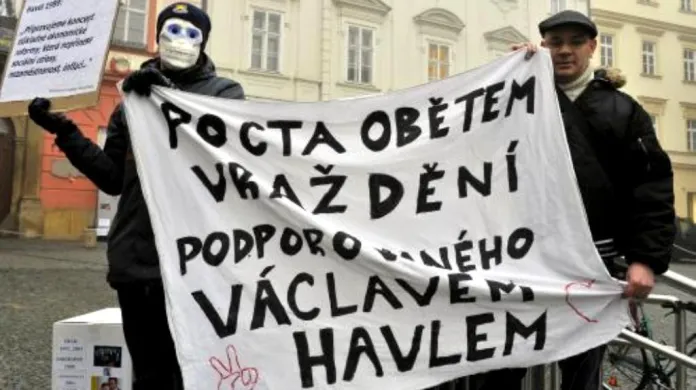 Protestující v Brně