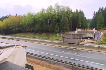 Úsek D1 u Humpolce dostaví bez výběrového řízení firma Skanska. Oznámil to ministr dopravy Kremlík